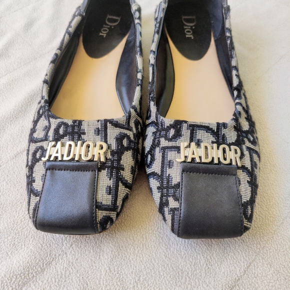 Authentic Dior J'adior Flats - Picture 6 of 9